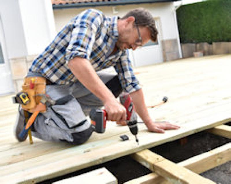 The Right Decking Material to Choose and How to Maintain it for Your Specific Needs The Right Decking Material to Choose and How to Maintain it for Your Specific Needs