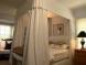 Tips on How to Build a Canopy Bed Tips on How to Build a Canopy Bed