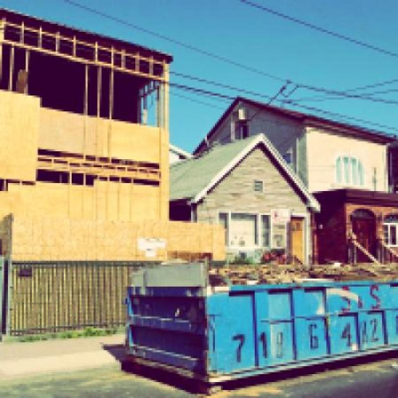6 Benefits of Dumpster Services for Residential Properties 6 Benefits of Dumpster Services for Residential Properties