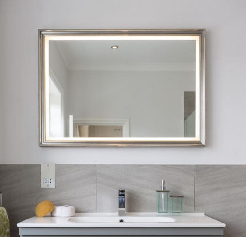 5 Things To Consider Before Buying a Bathroom Mirror 5 Things To Consider Before Buying a Bathroom Mirror
