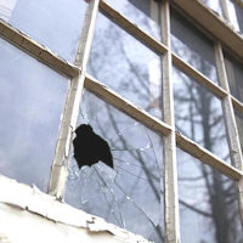 Save Some Money and Fix that Window Yourself Save Some Money and Fix that Window Yourself