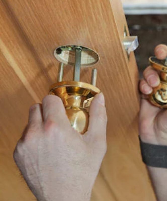 How to Fit All the Essentials to Your New Door How to Fit All the Essentials to Your New Door