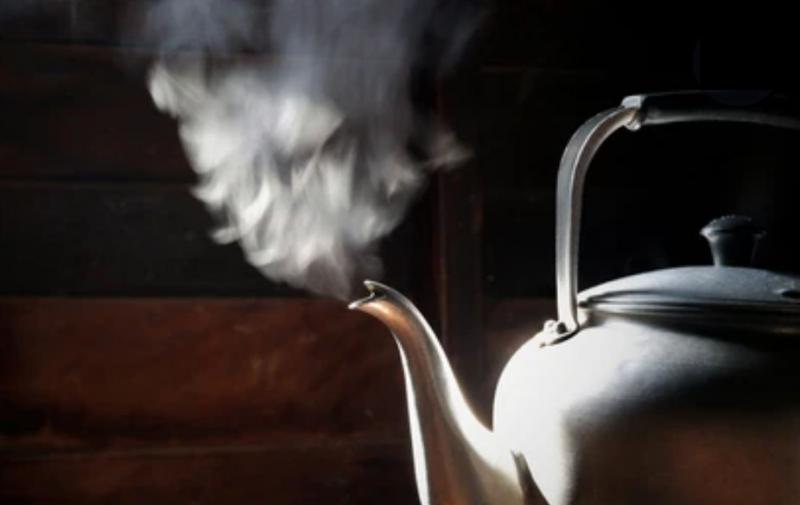 Instant Hot Water Comes with Style Instant Hot Water Comes with Style
