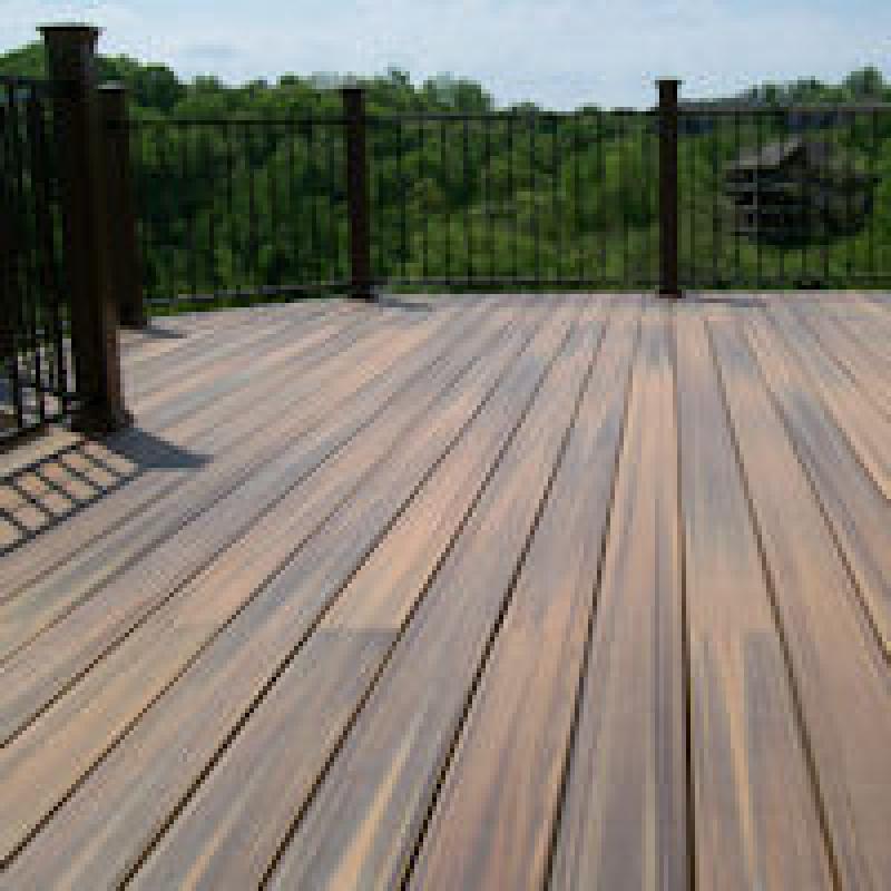 Add a Deck to Your Commercial Location to Increase its Value Add a Deck to Your Commercial Location to Increase its Value