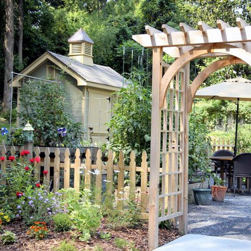 Five Ways to Spruce up Your Deck Five Ways to Spruce up Your Deck