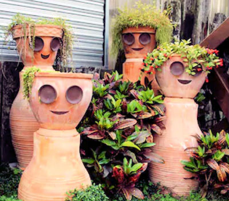 Unique Garden Planters - Outdoor Decorating w/Containers Unique Garden Planters - Outdoor Decorating w/Containers