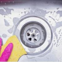 Cleaning Stainless Steel Sinks