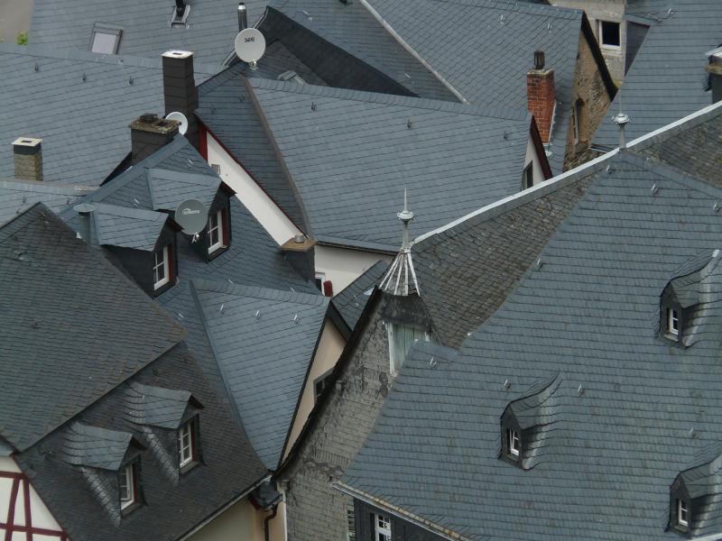 Reasons to Strengthen Your Roof with Architectural Shingles Reasons to Strengthen Your Roof with Architectural Shingles