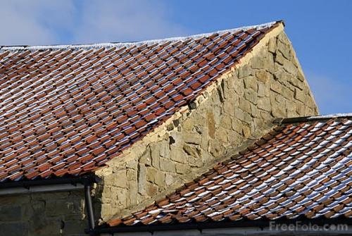 How to Find the Right Roofer for Your Next Home Repair