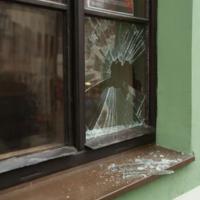 How to Repair Broken Window Glass