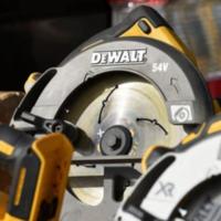 A Breakdown of the Various Dewalt Circular Saws and Which one to Choose