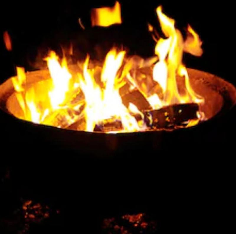 How to Easily Build a Stone Fire Pit In Your Yard