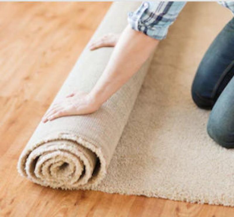 Carpet or Wood Flooring - the Pros and Cons