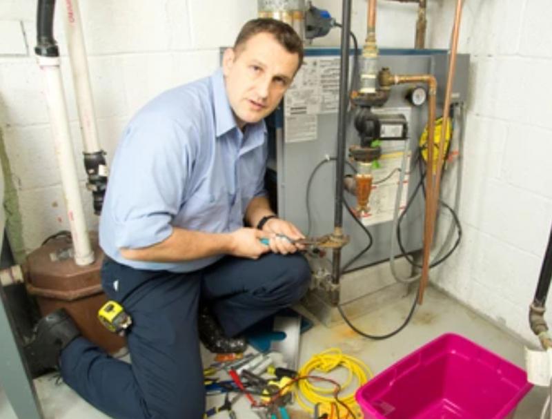 What to Consider When Choosing a Furnace Service Contractor