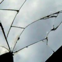 Damaged Mirrors: Creative Ideas for Repair