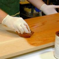 Tips for Staining Your Wood Floor and Wood Furniture